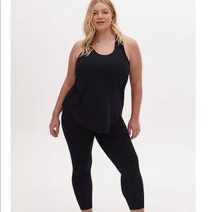 *TORRID* black moisture wicking active tank